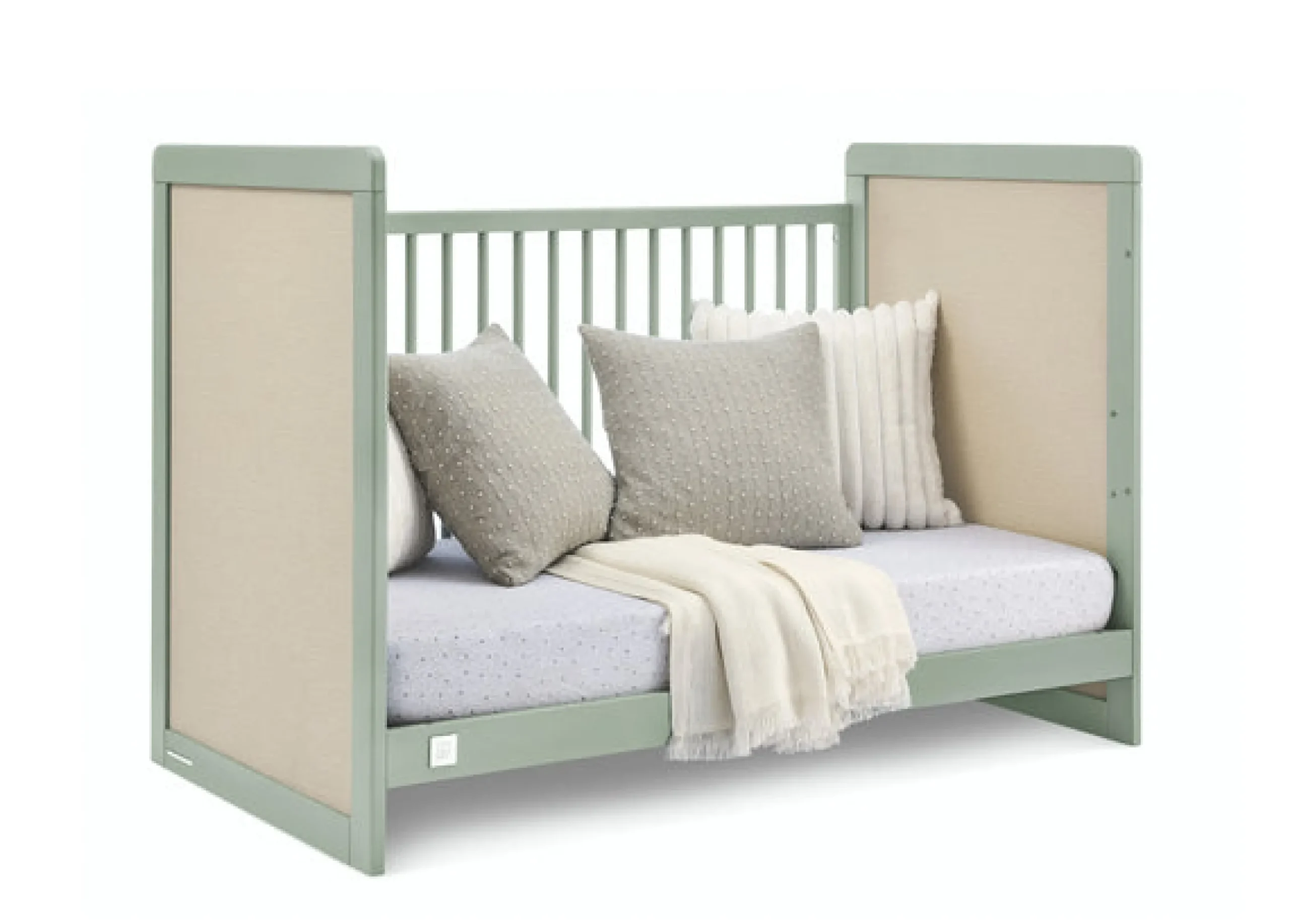 babyGap Liam 4-in-1 Convertible Crib