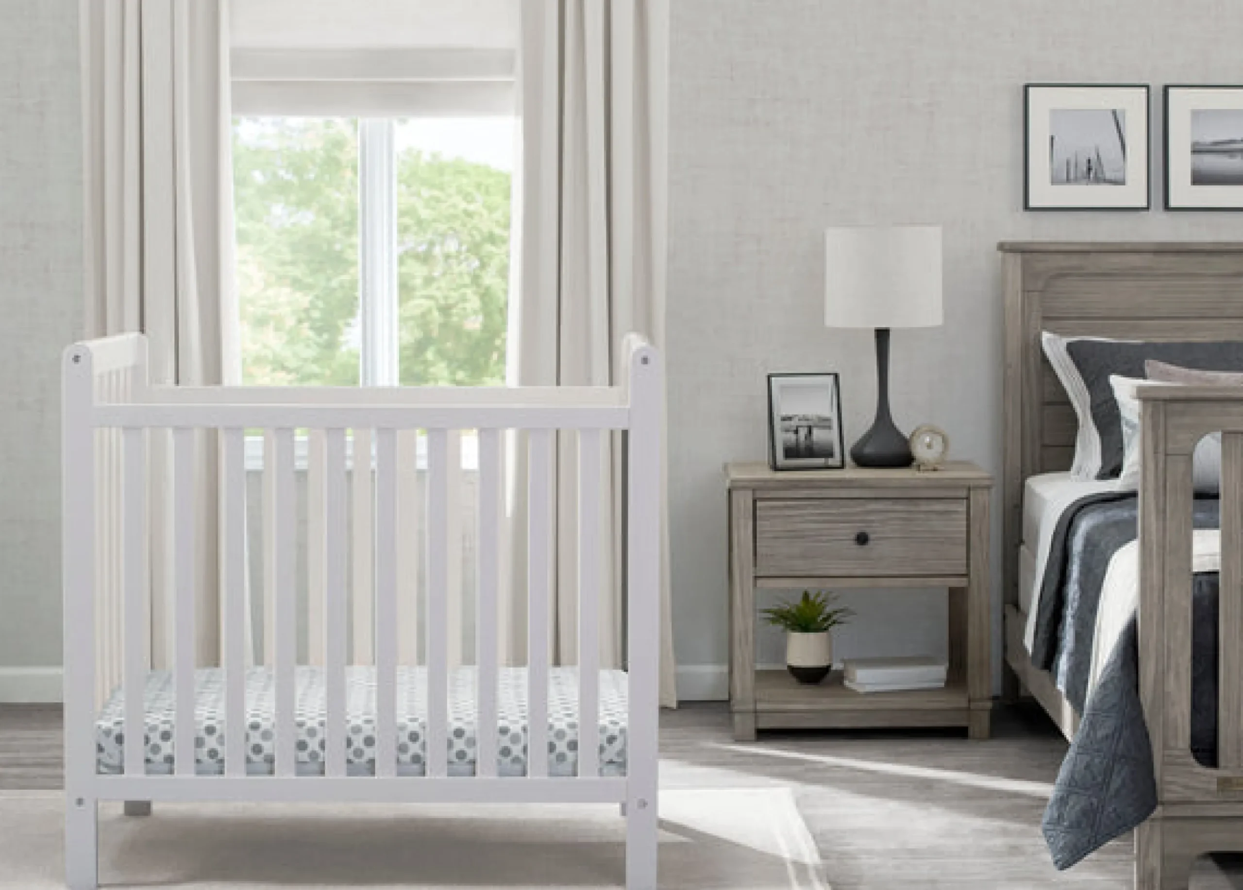 Classic Mini Crib with 2.75-inch Mattress - Convertible to Twin Bed