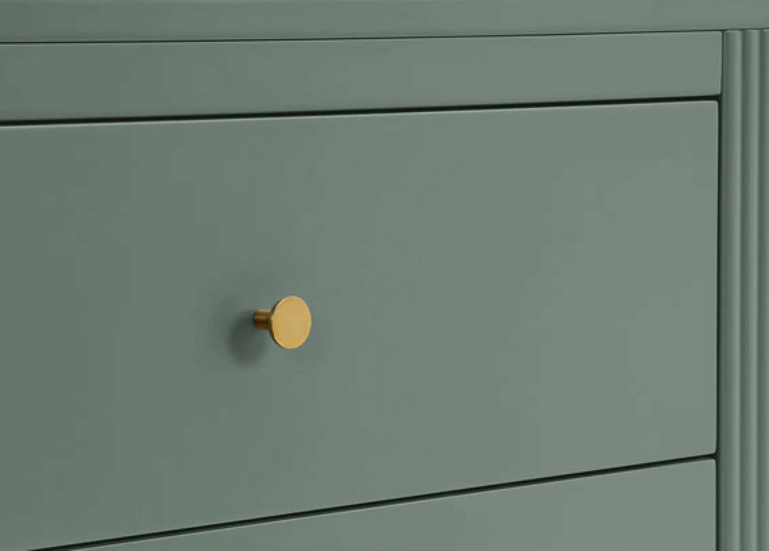 Eloise 3 Drawer Dresser with Changing Top and Interlocking Drawers